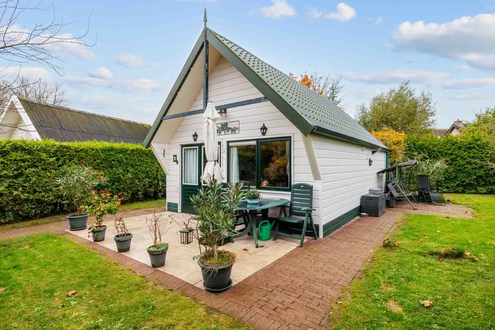 Photo 2 of Vogels' tún 18