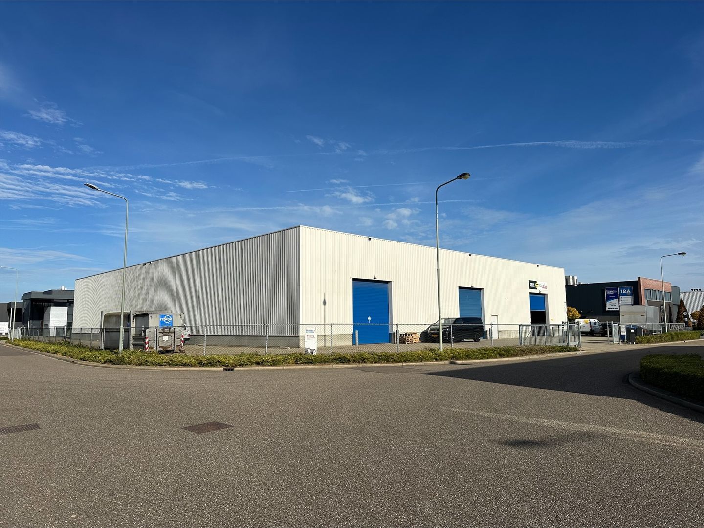 Bekijk foto 1 van Solvayweg 13