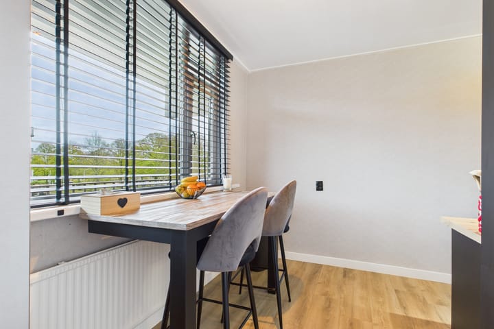 Photo 12 of Evertsenlaan 34