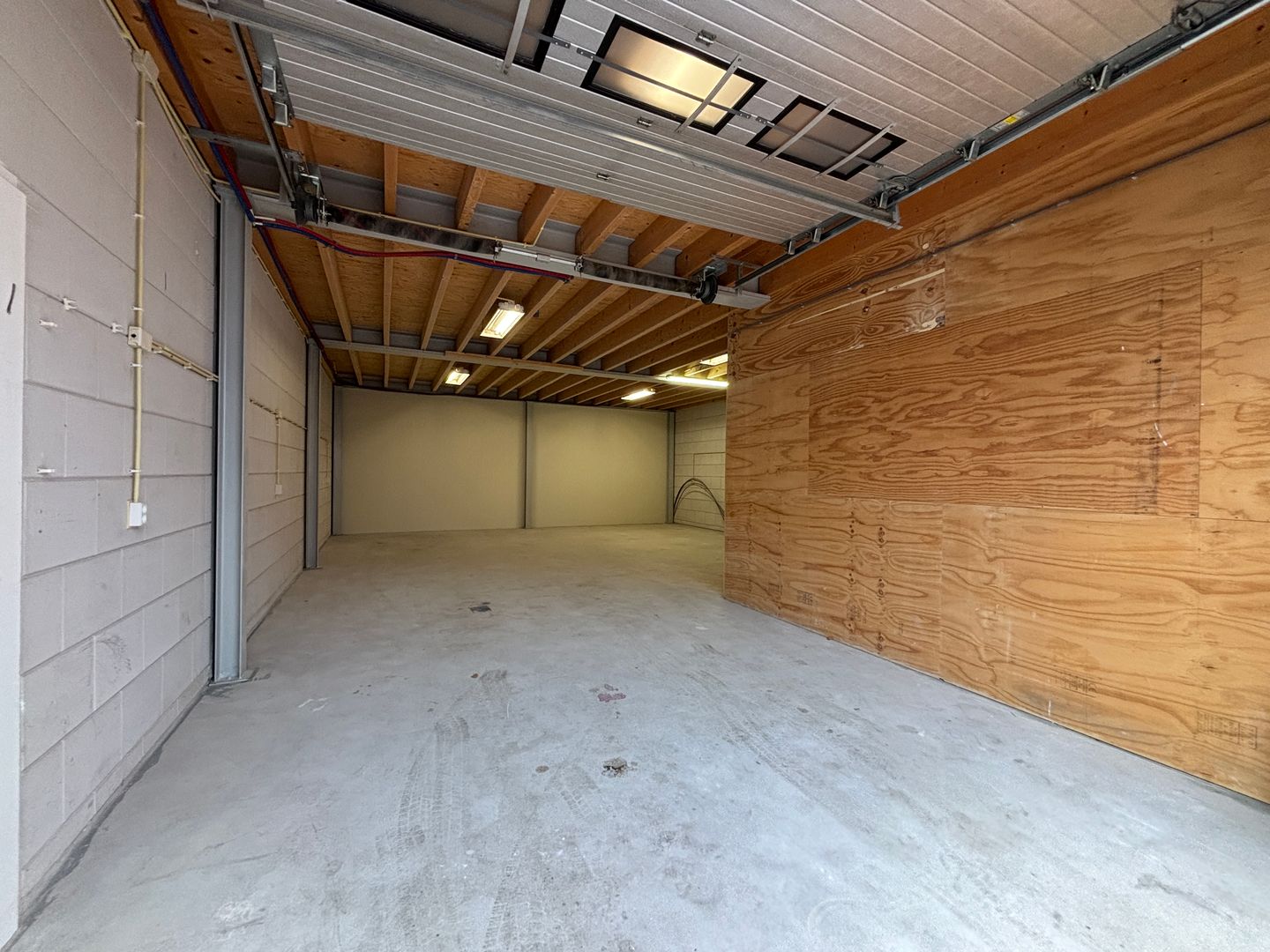 Bekijk foto 2 van Satellietbaan 4-M