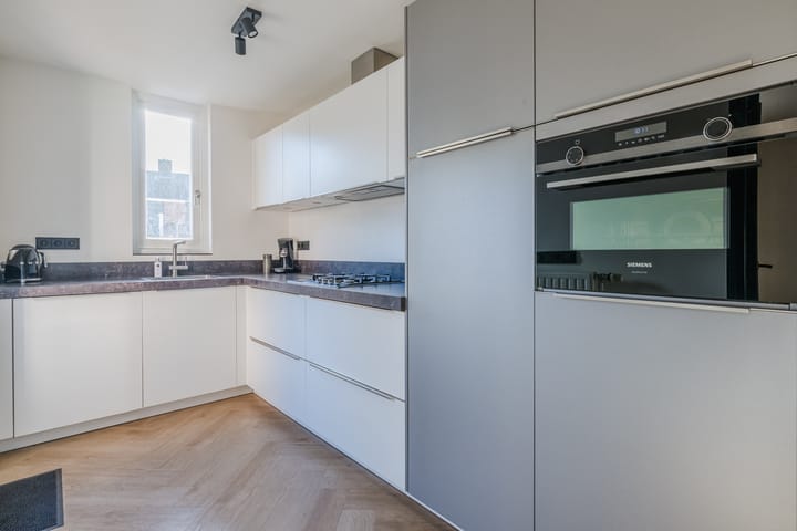 Foto 10 van Groes 74