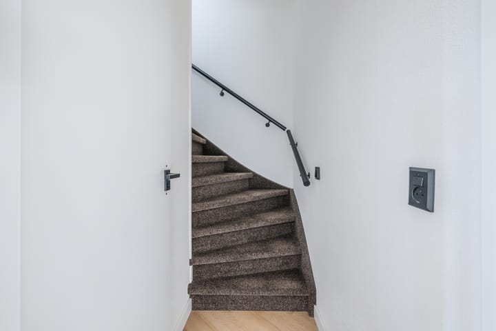 Foto 13 van Groes 74