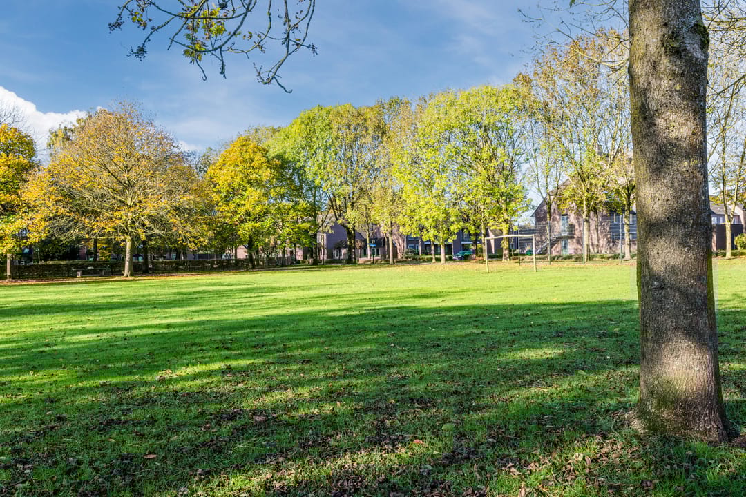 Foto 28 van Groes 74