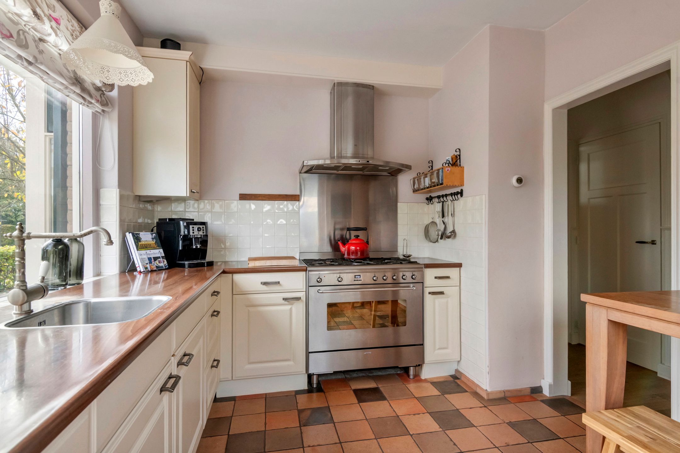 Foto 30 van Emmalaan 32