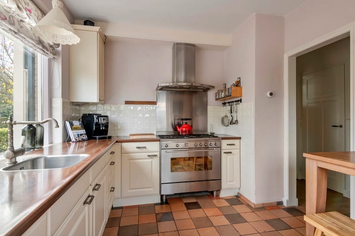 Foto 30 van Emmalaan 32