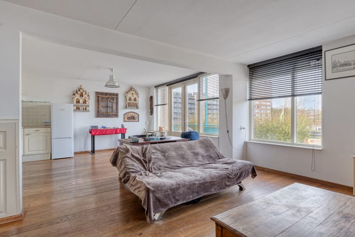 Photo 17 of Prins Hendrikstraat 320