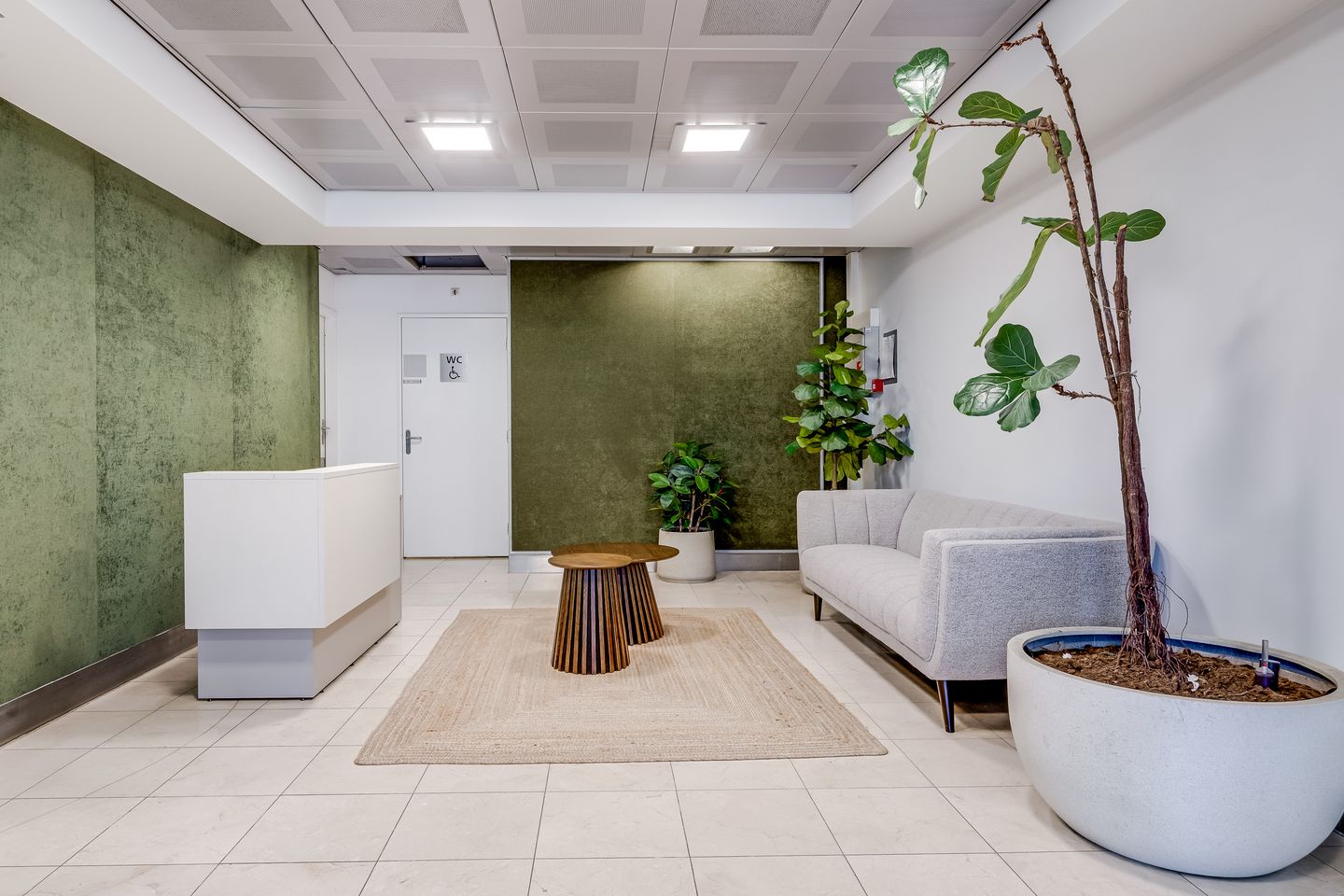 View photo 4 of Jaarbeursplein 22