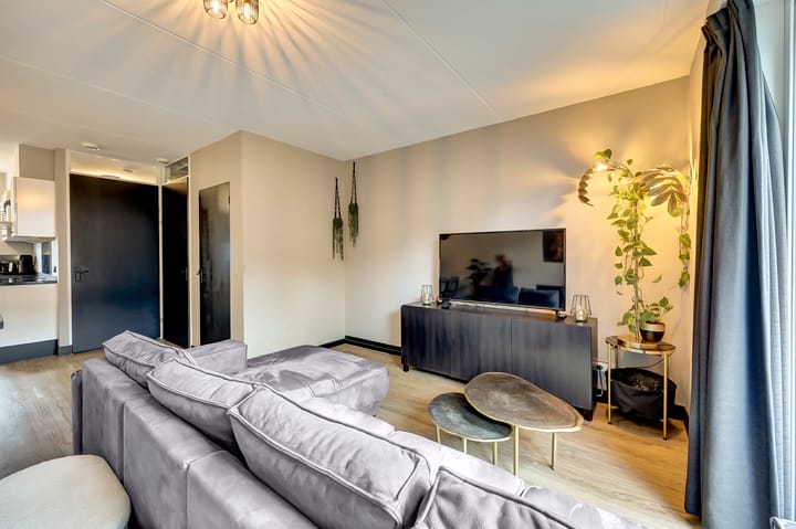 Photo 10 of Nelson Mandelahof 33