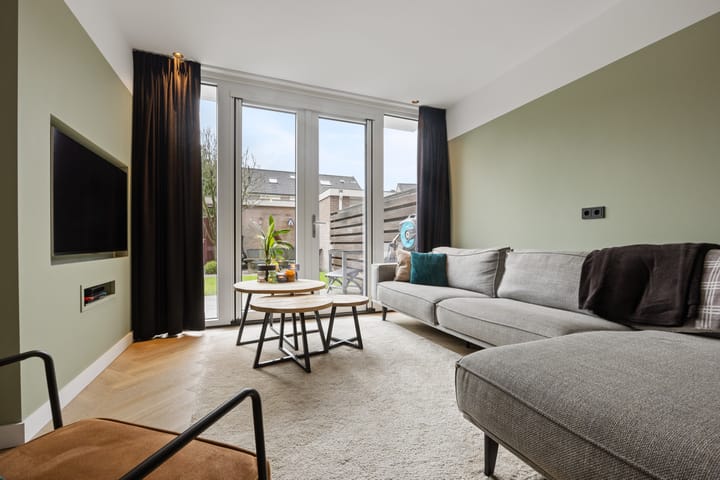 Foto 10 van Mendelssohnlaan 40