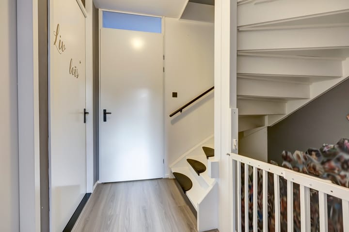 Photo 28 of Nelson Mandelahof 33