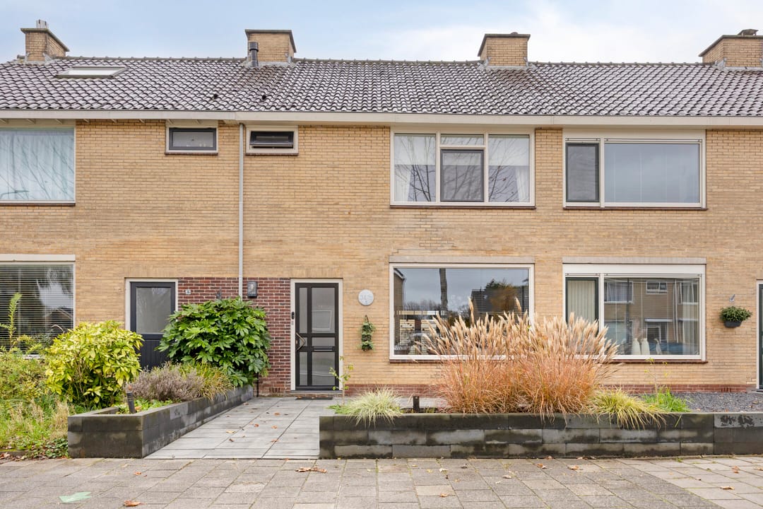 Foto 8 van Esdoornlaan 34