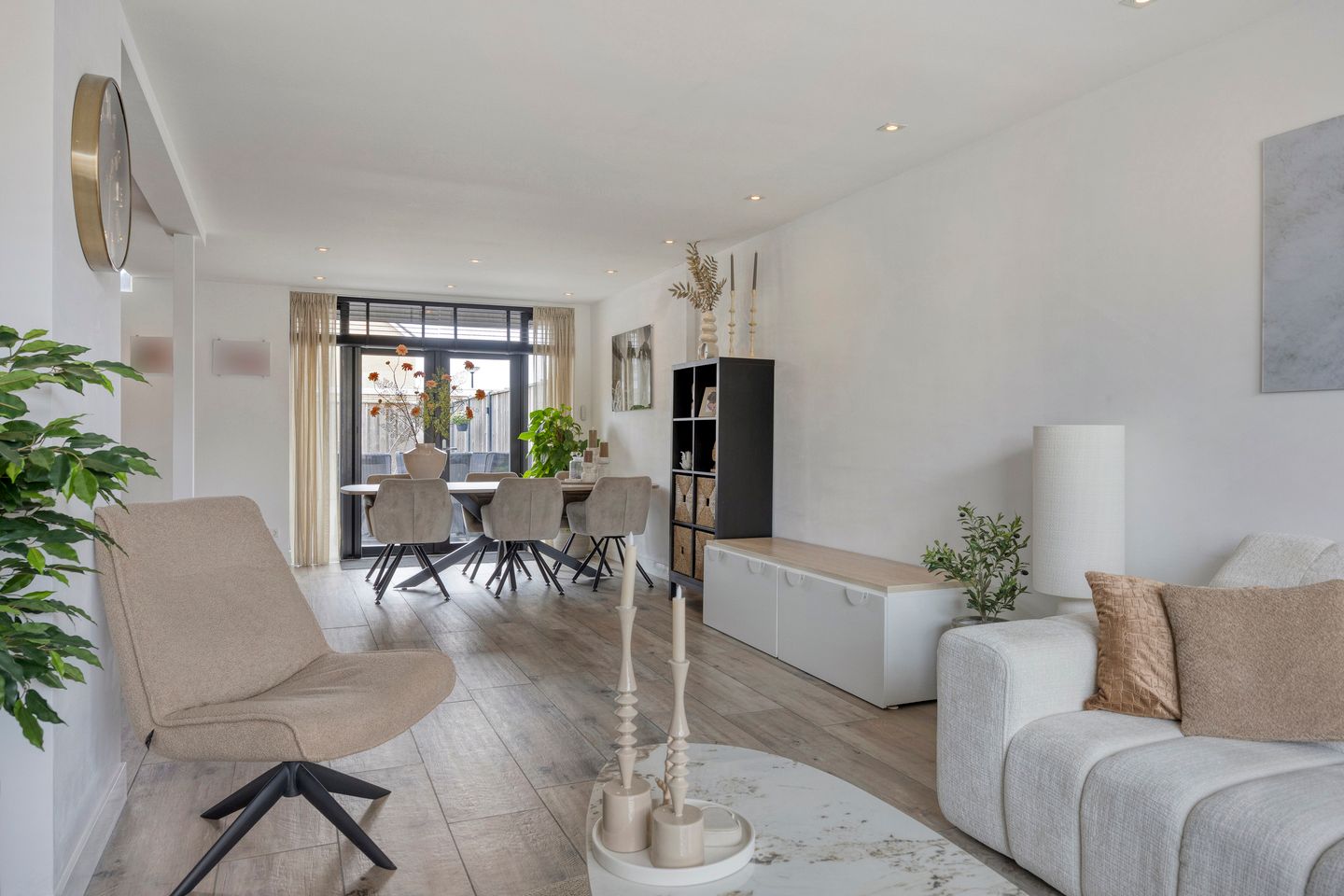 Foto 14 van Esdoornlaan 34