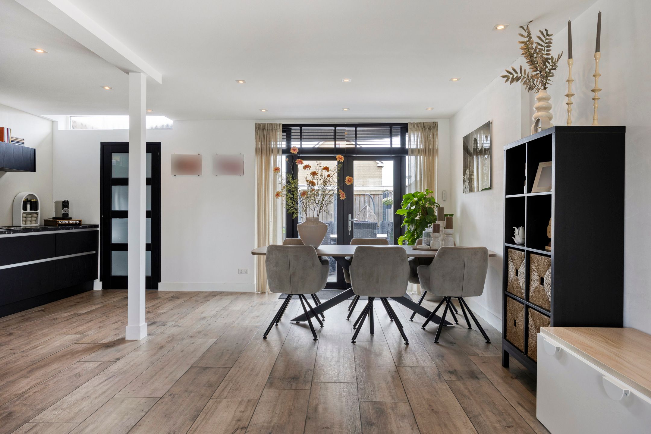 Foto 15 van Esdoornlaan 34