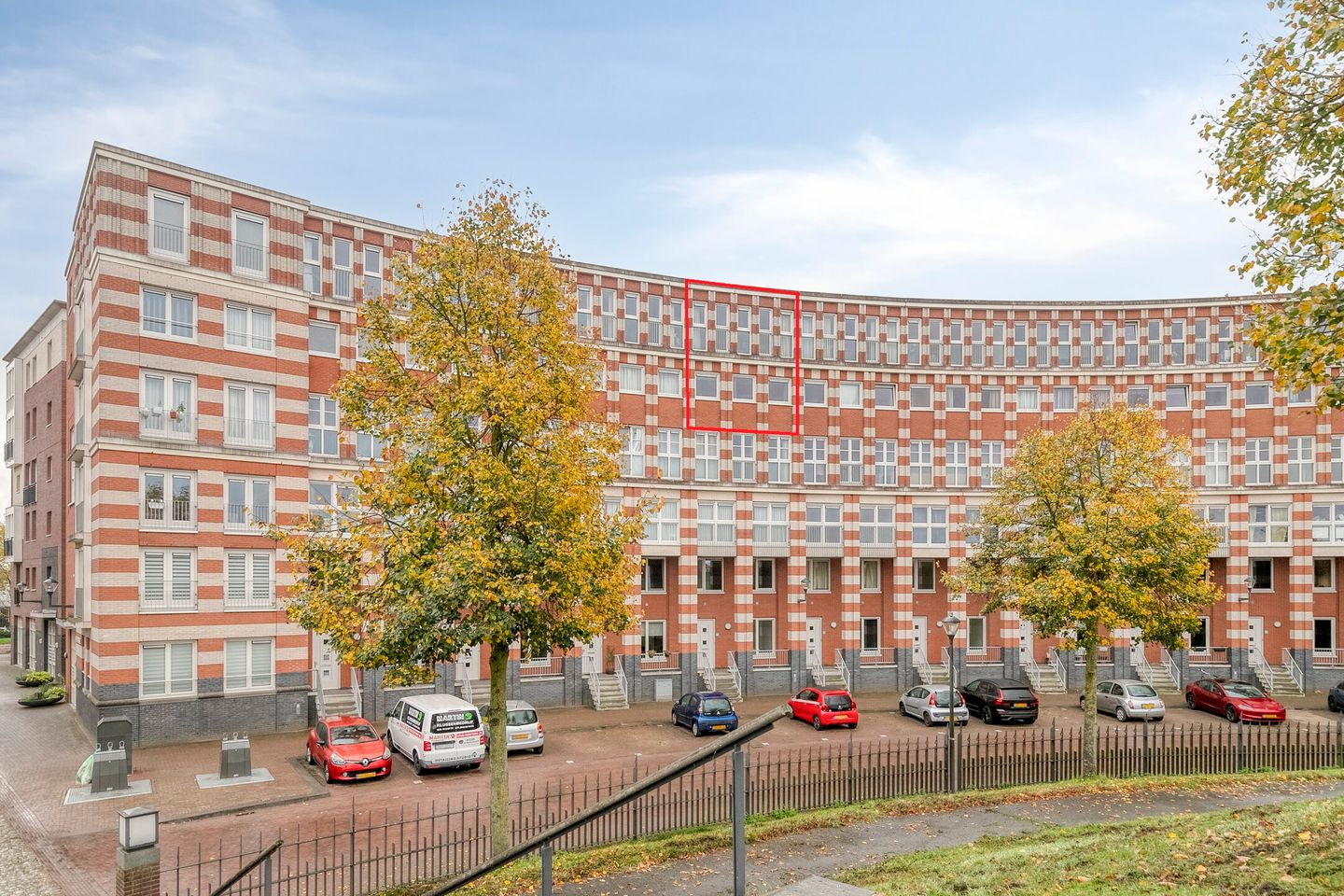 Photo 1 of Frontonstraat 85