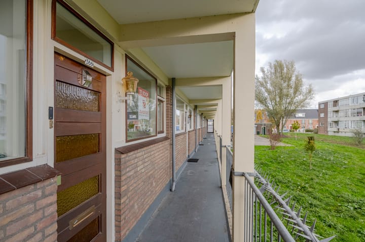 Foto 8 van Krabbendijkestraat 366