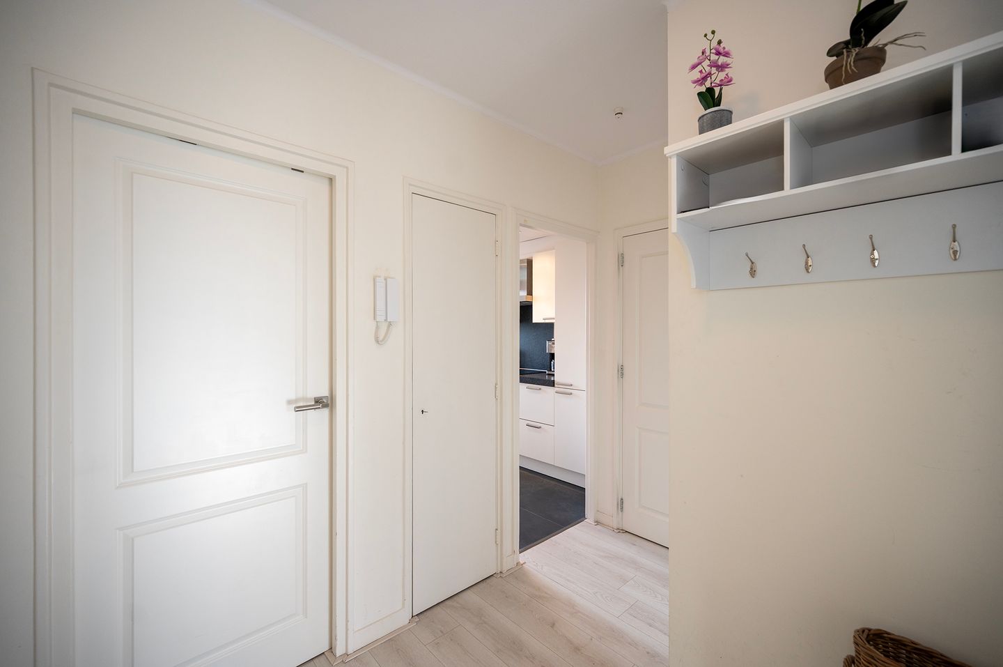 Photo 14 of Raafstraat 64