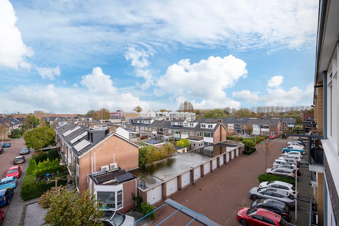 Photo 16 of Raafstraat 64