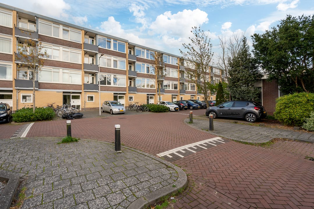 Photo 26 of Raafstraat 64