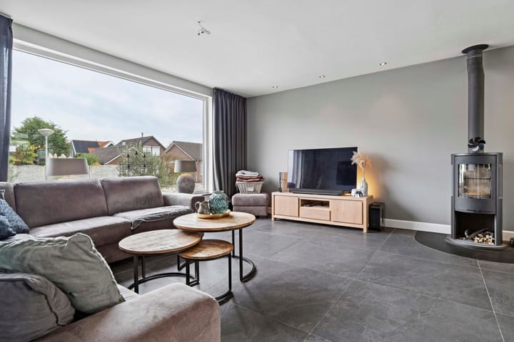 Photo 6 of Heideweg 13