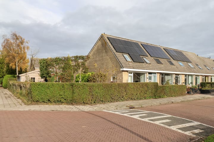 Photo 2 of Reafinne 1