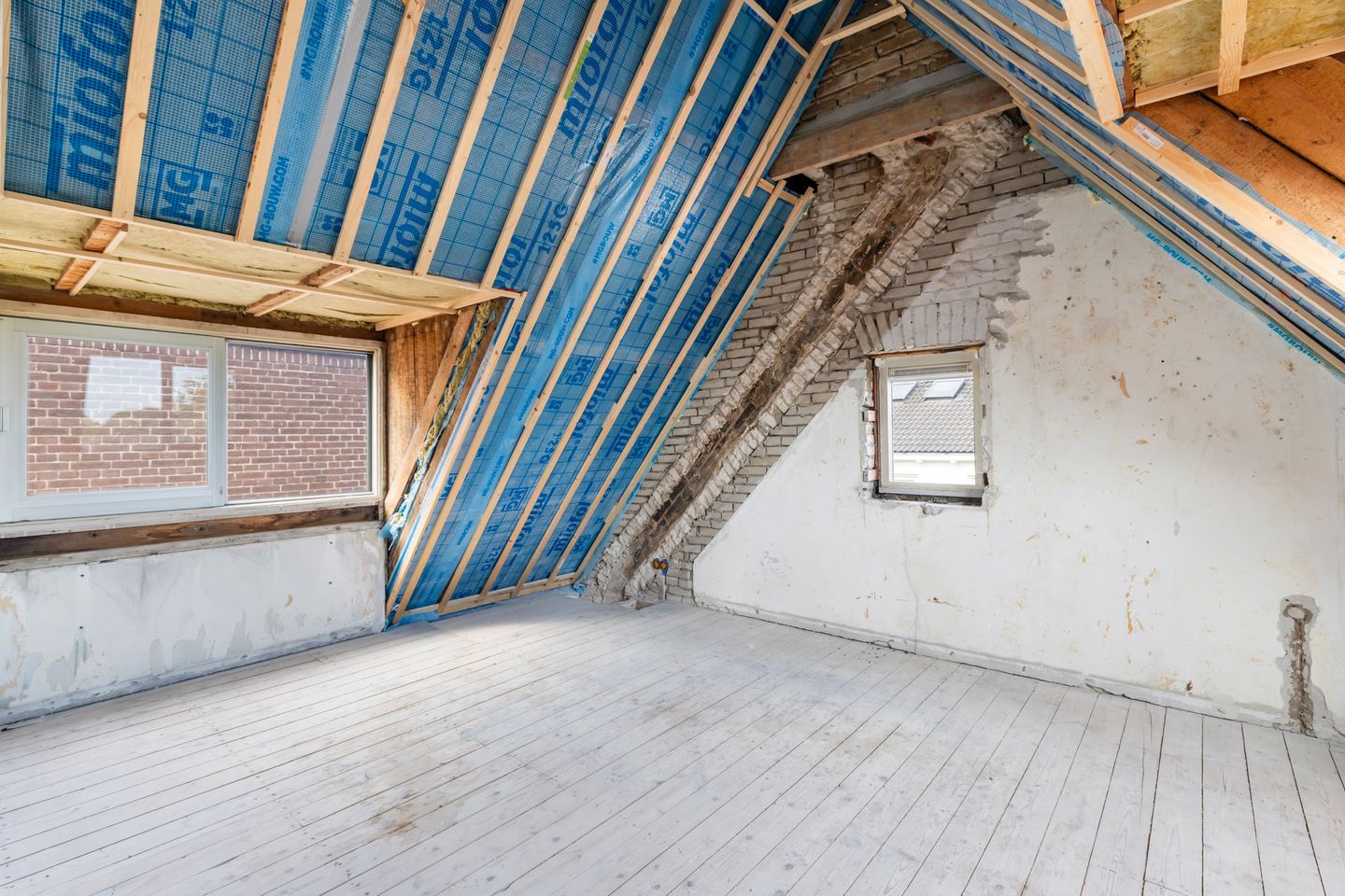 Photo 4 of Hortensiastraat 33