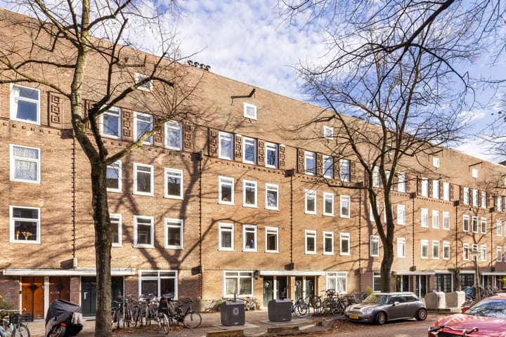 Photo 6 of Crynssenstraat 68-3