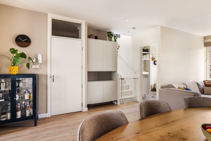 Photo 12 of Crynssenstraat 68-3