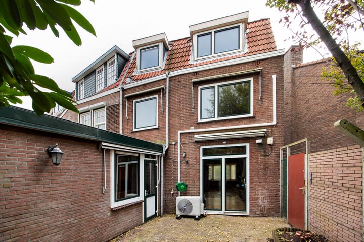 Photo 2 of Benkoelenstraat 27