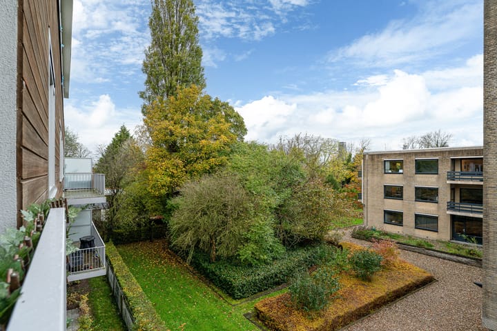 Photo 16 of Jellingastraat 55