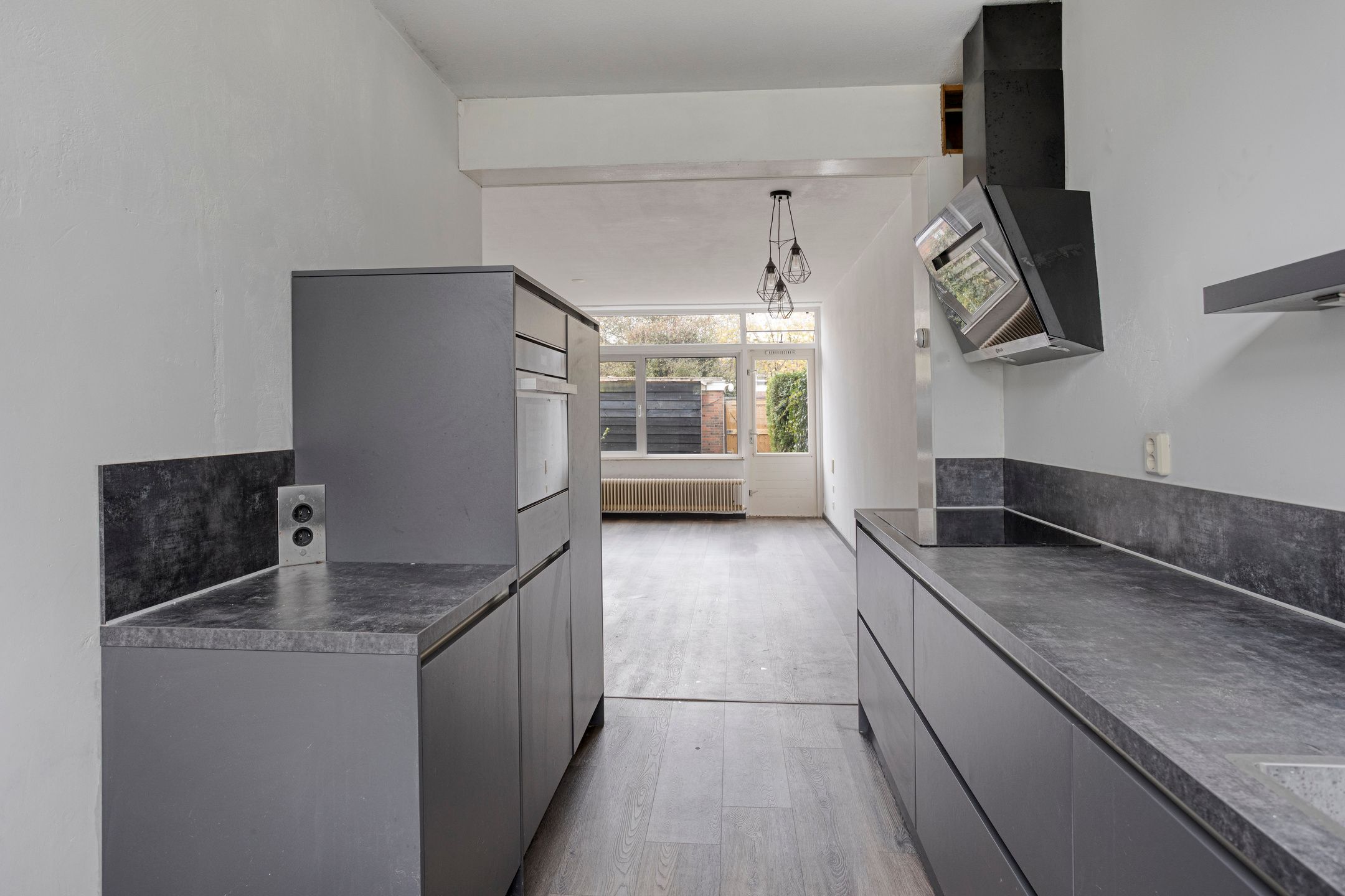 Foto 9 van Valeriaan 82