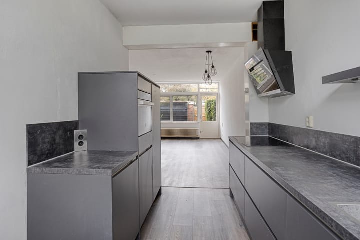 Foto 9 van Valeriaan 82