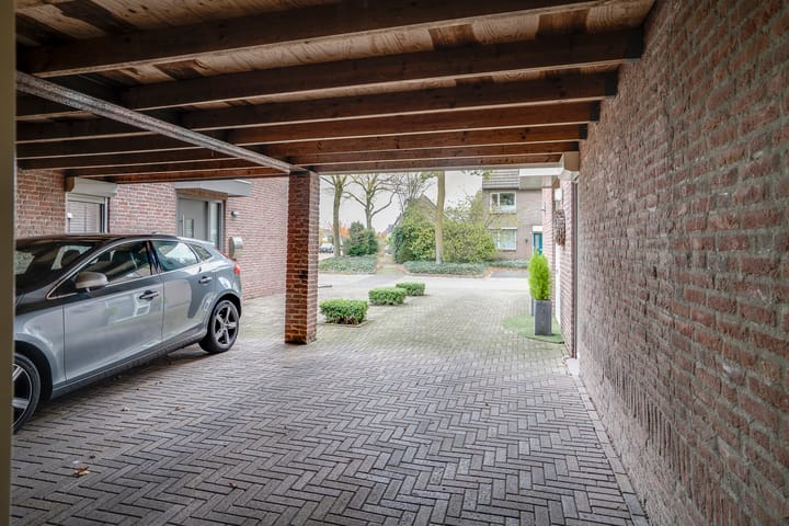 Foto 7 van Goudrenet 24