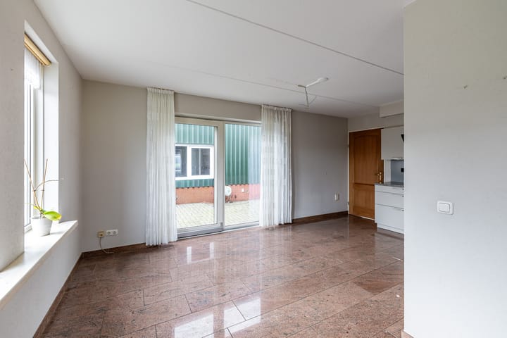 Photo 23 of Engelberterweg 112