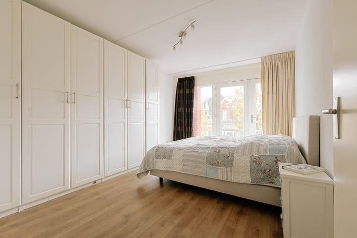 Photo 10 of Pieter Doelmanstraat 5-F