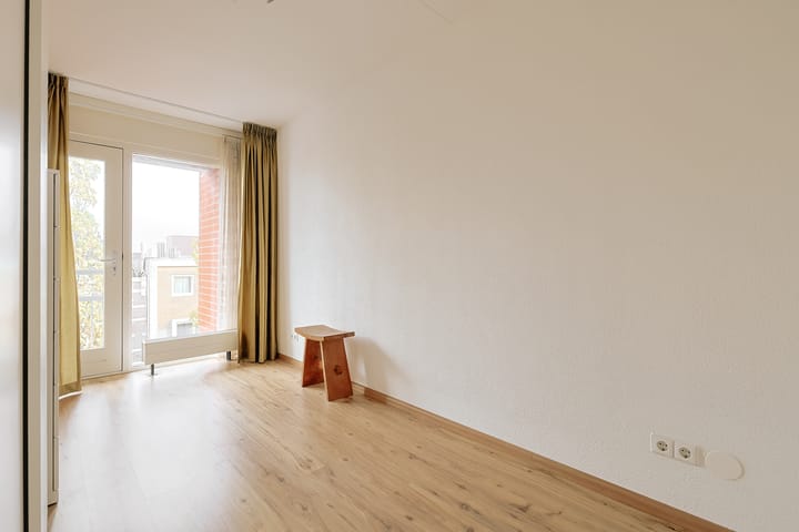 Photo 14 of Pieter Doelmanstraat 5-F