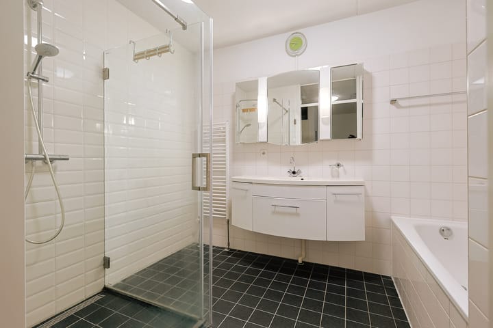 Photo 19 of Pieter Doelmanstraat 5-F