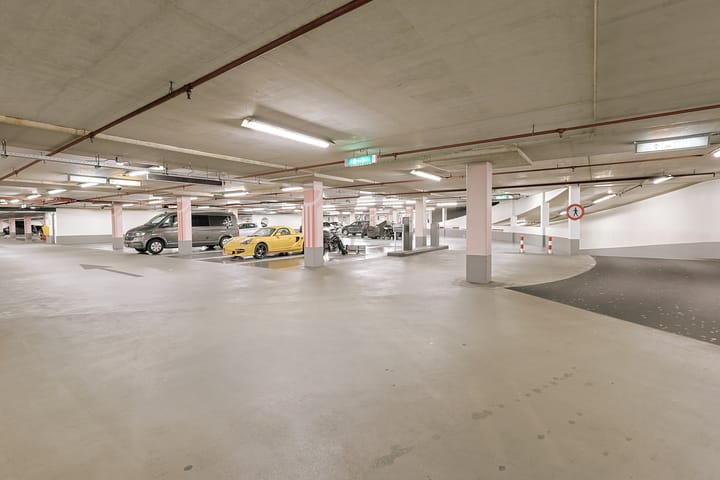 Photo 41 of Pieter Doelmanstraat 5-F