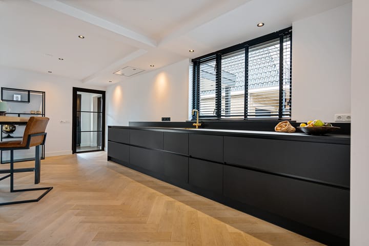 Photo 3 of Buttingasingel 21