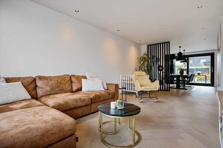 Photo 12 of Buttingasingel 21