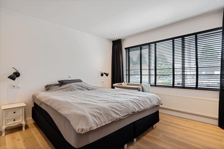 Photo 24 of Buttingasingel 21