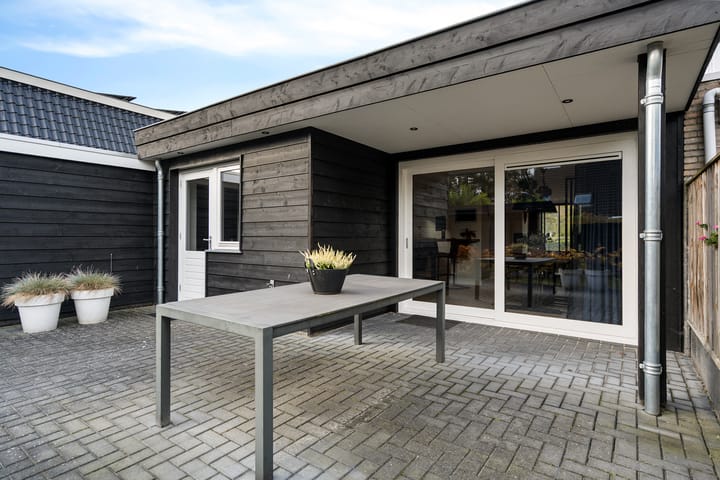 Photo 32 of Buttingasingel 21