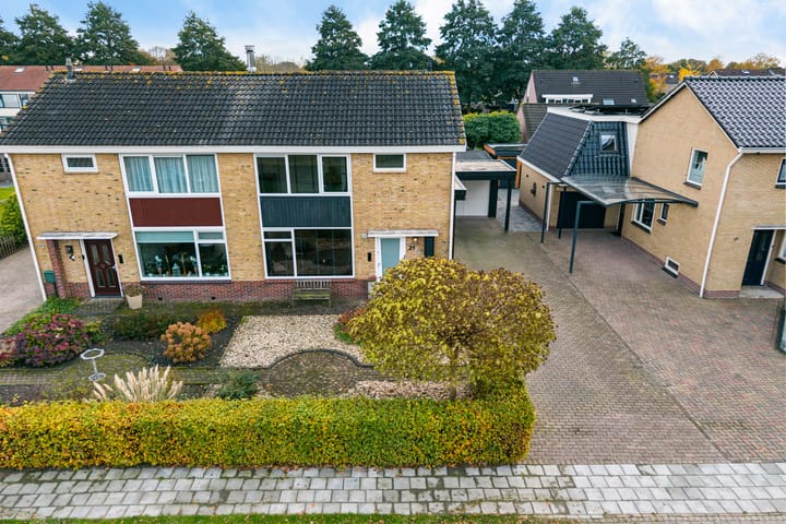 Photo 42 of Buttingasingel 21