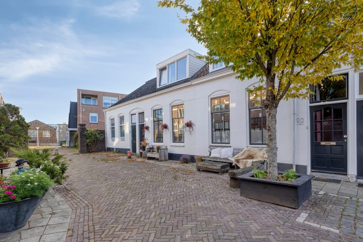 Photo 18 of Dokstraat 20