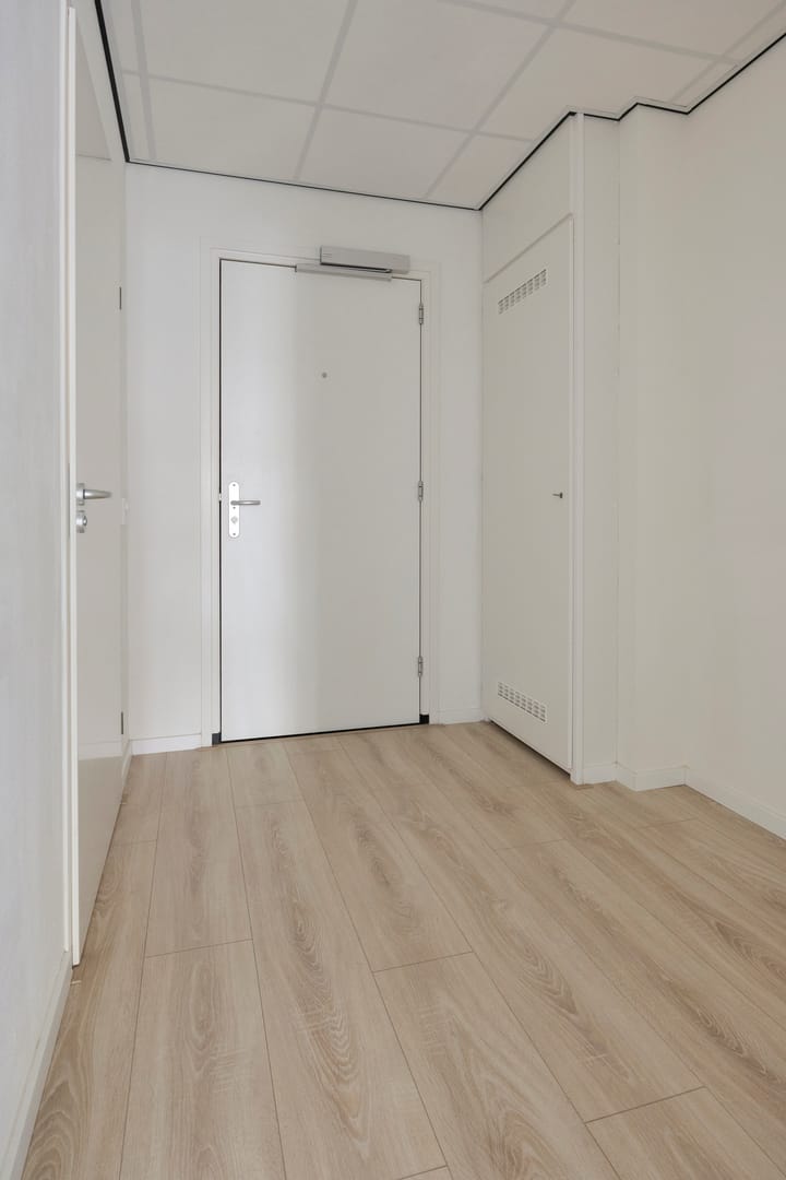 Photo 4 of Brongouw 60-B