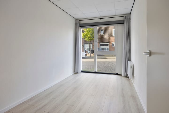 Photo 7 of Brongouw 60-B