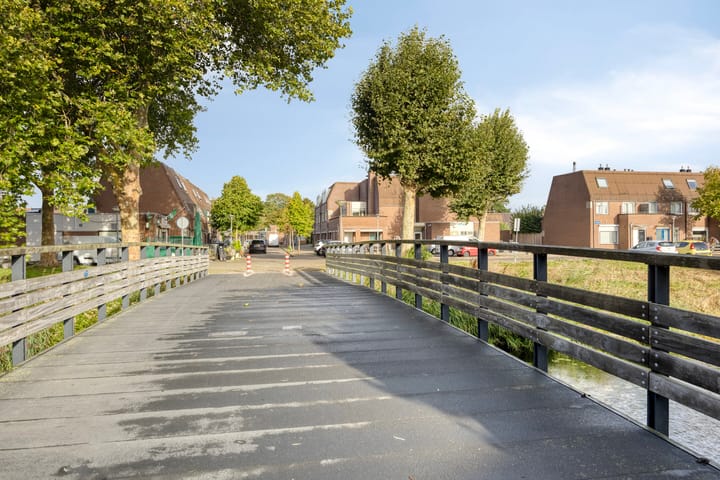 Photo 17 of Brongouw 60-B