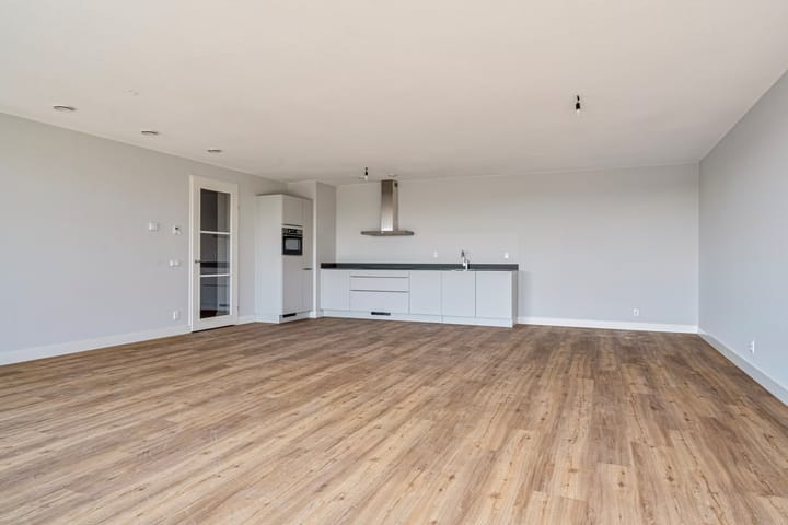 Foto 3 van Perzikweg 136