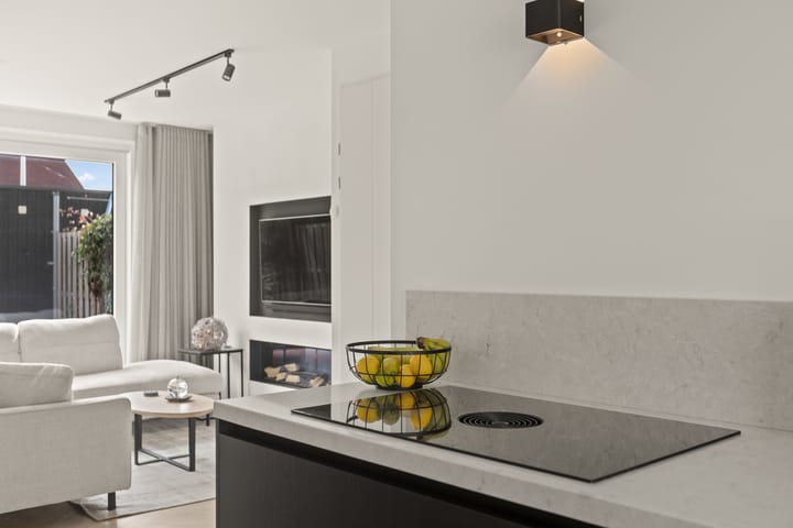 Foto 23 van Tiellaan 98