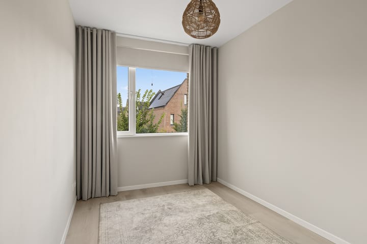 Foto 36 van Tiellaan 98