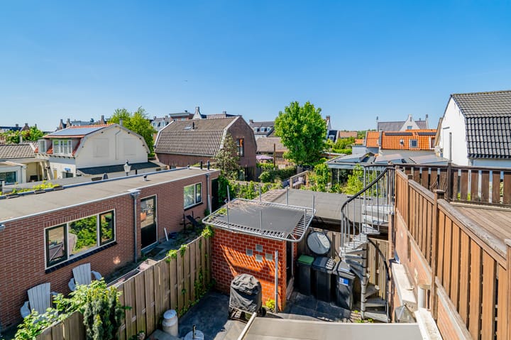 Photo 48 of Bronckhorststraat 81